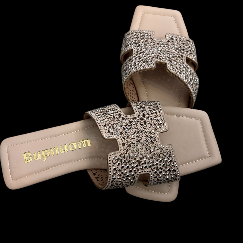 NWOT Beige Embellished Women's Sandals - Picture 3 of 4